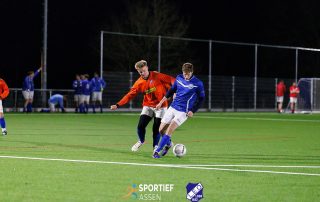 VV LEO 18 +1 vs VKW 18 +3 27 maart 2026 - © Sportief Assen