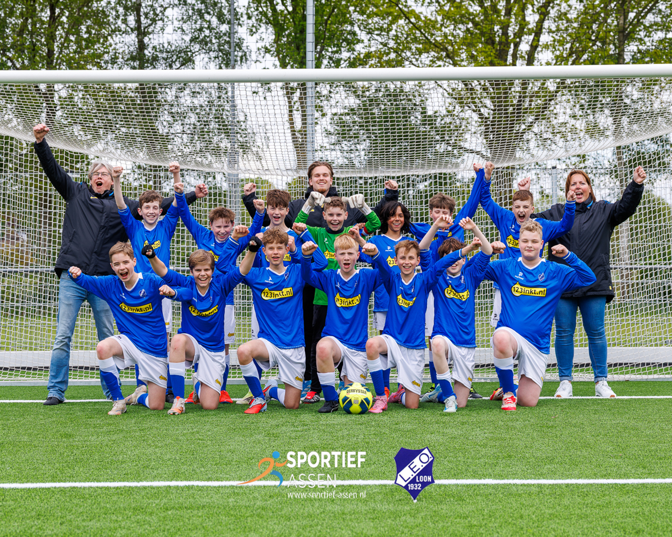 VV LEO JO13-1 vs Achilles 1894 JO13-3 16 mei 2026 - © Sportief Assen
